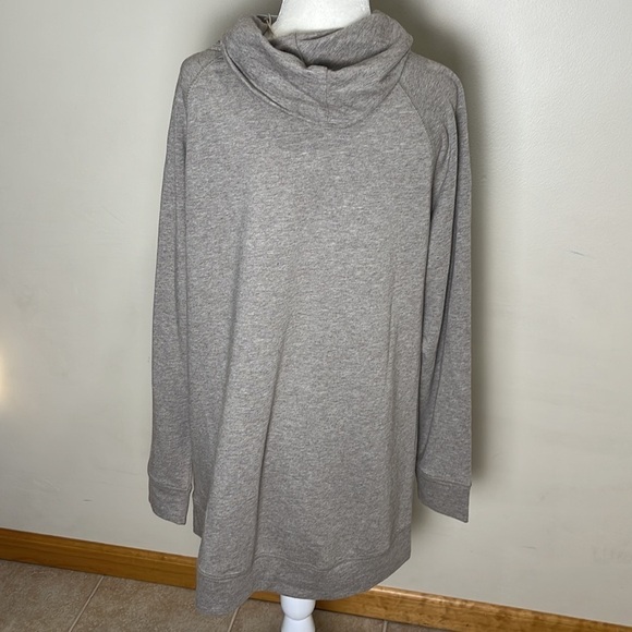 NWT Natural Reflections Top Size Medium - Picture 2 of 2